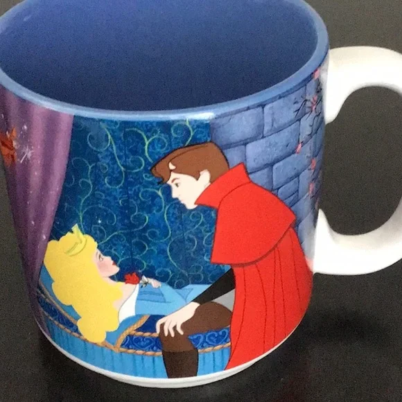 Disney 1990s Sleeping Beauty mug - Picture 4 of 6